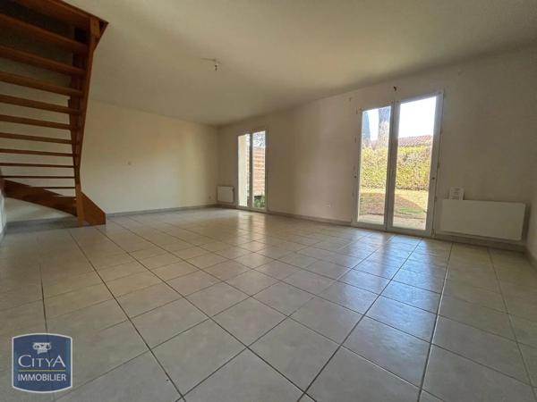Maison à louer 4 pièces 87.07m² Niort (79000)
