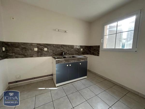 Maison à louer 4 pièces 87.07m² Niort (79000)