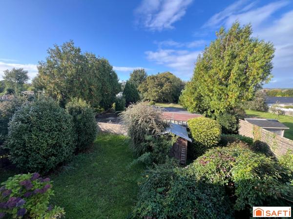 Maison située à Pleuven avec terrain en parti constructible