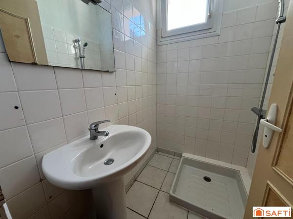 Maison située à Pleuven avec terrain en parti constructible