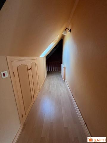 Maison située à Pleuven avec terrain en parti constructible