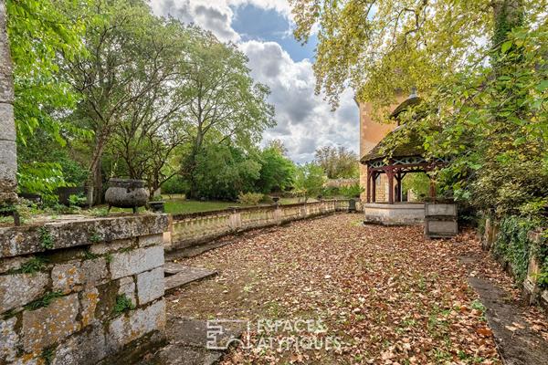Grande maison bourgeoise au coeur d’une bastide