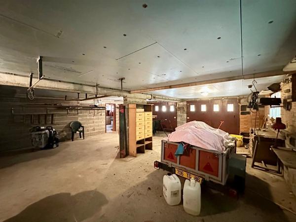 Vente                                                      Maison
                        
                                         181 m2                     à Buxerolles