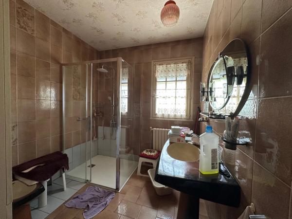 Vente                                                      Maison
                        
                                         181 m2                     à Buxerolles