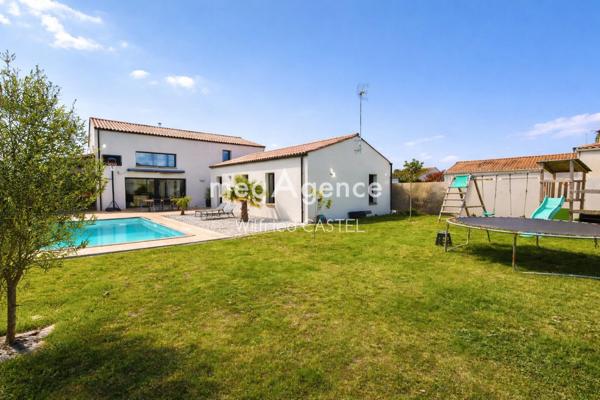 Maison à Les Sables-d'Olonne, 85100 - 9 pièces 255m²