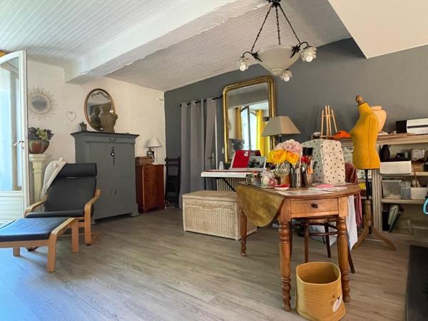 Mas 8 pièces 330 m2 avec piscine