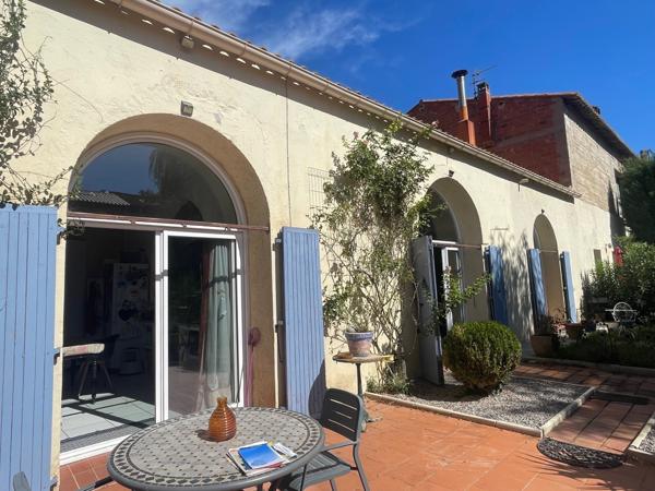 Mas 8 pièces 330 m2 avec piscine