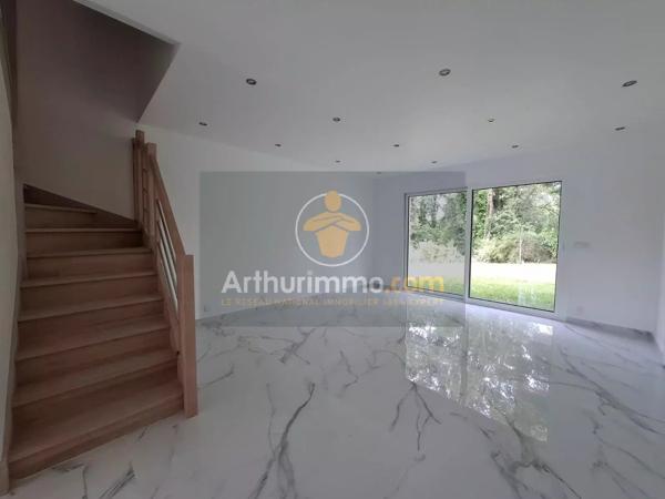 Vente                                                      Maison
                        
                     6 pièces                      85 m2                     à Mouroux