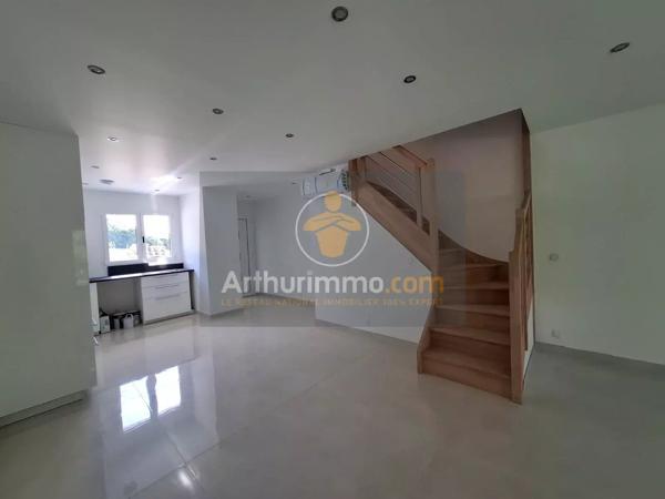 Vente                                                      Maison
                        
                     6 pièces                      85 m2                     à Mouroux