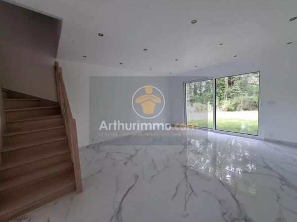 Vente                                                      Maison
                        
                     6 pièces                      85 m2                     à Mouroux