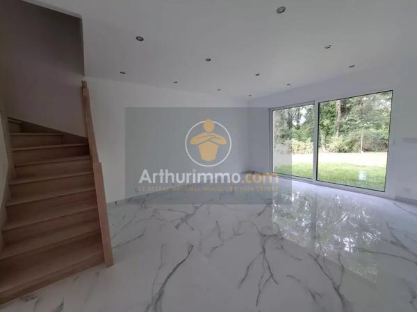 Vente                                                      Maison
                        
                     6 pièces                      85 m2                     à Mouroux