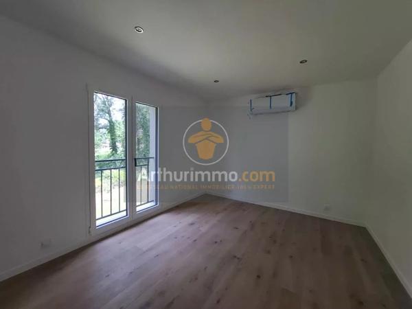 Vente                                                      Maison
                        
                     6 pièces                      85 m2                     à Mouroux
