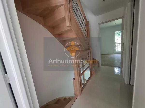 Vente                                                      Maison
                        
                     6 pièces                      85 m2                     à Mouroux
