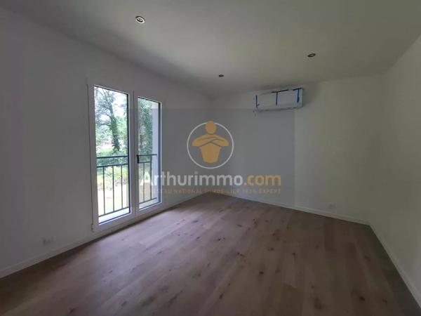 Vente                                                      Maison
                        
                     6 pièces                      85 m2                     à Mouroux