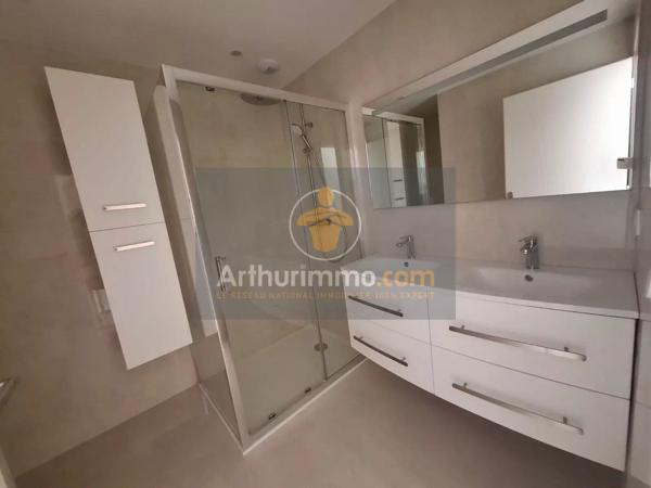 Vente                                                      Maison
                        
                     6 pièces                      85 m2                     à Mouroux