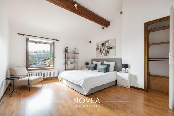 Maison de caractère rénovée – 260 m² – 5 chambres – Terrasse – Proche commodités