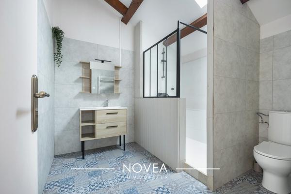 Maison de caractère rénovée – 260 m² – 5 chambres – Terrasse – Proche commodités