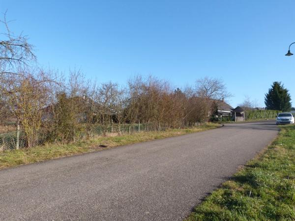 Dpt Moselle (57), à vendre proche de SARREGUEMINES terrain - Terrain de 820,00 m²