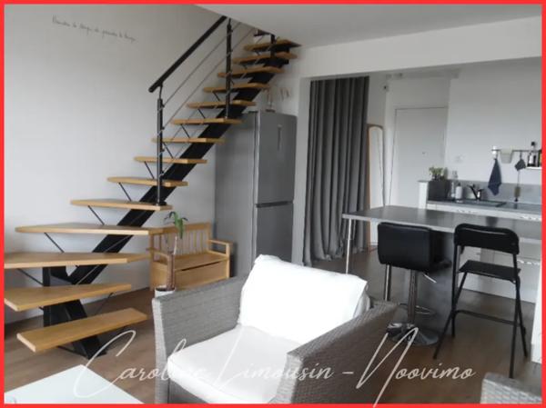 HYPER CENTRE: DUPLEX 2 CHAMBRES AVEC GARAGE et CAVE