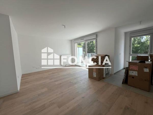 Location Appartement 3 pièces 64.72 m² - 1 bis Chemin de Longueau Pont-de-metz 80480