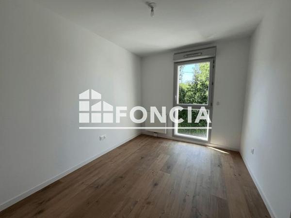 Location Appartement 3 pièces 64.72 m² - 1 bis Chemin de Longueau Pont-de-metz 80480