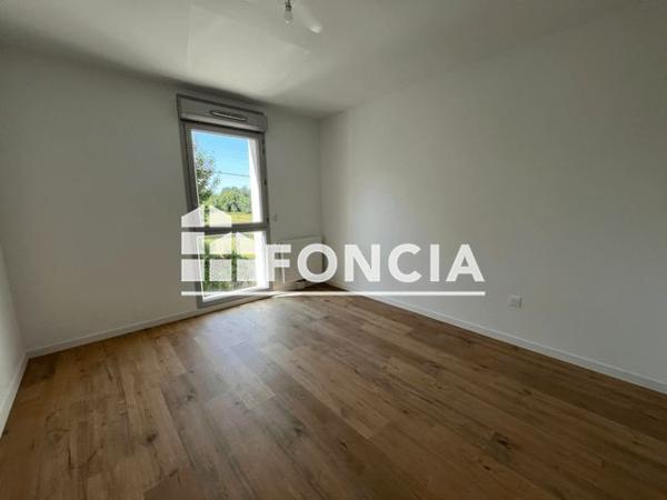 Location Appartement 3 pièces 64.72 m² - 1 bis Chemin de Longueau Pont-de-metz 80480