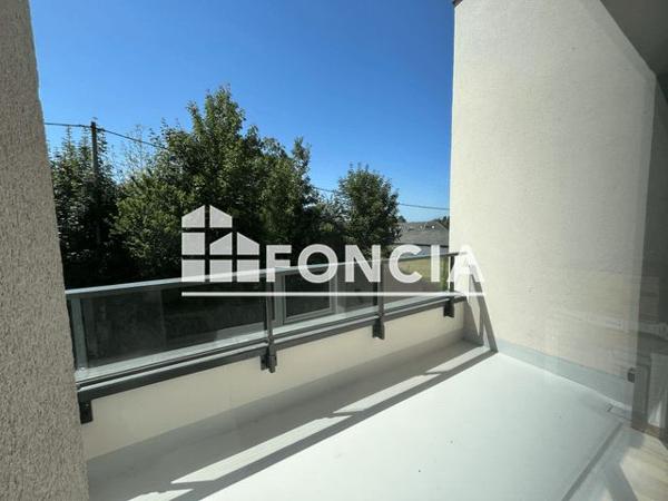 Location Appartement 3 pièces 64.72 m² - 1 bis Chemin de Longueau Pont-de-metz 80480