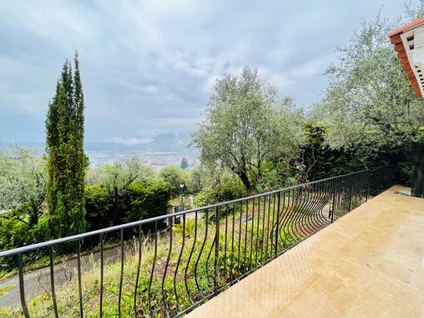 Nice (06200) 3 pièces 81.34 m² + jardin + terrasse CASTAGNIERS / REZ DE VILLA