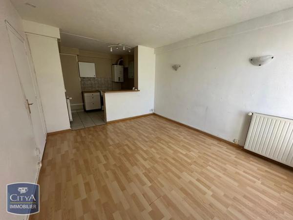 Appartement à louer 2 pièces 37.91m² Châteauroux (36000)