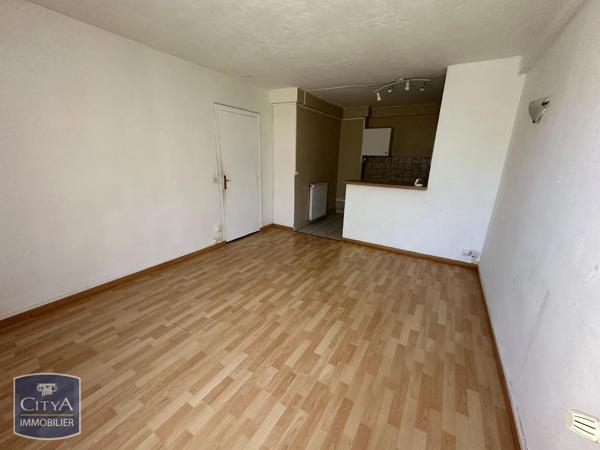 Appartement à louer 2 pièces 37.91m² Châteauroux (36000)