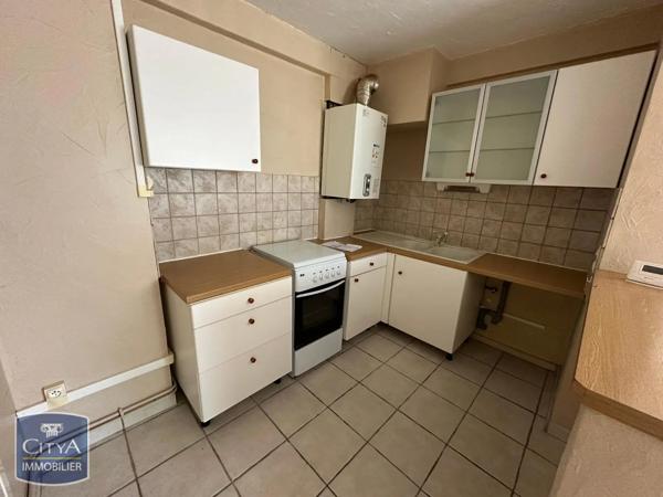 Appartement à louer 2 pièces 37.91m² Châteauroux (36000)
