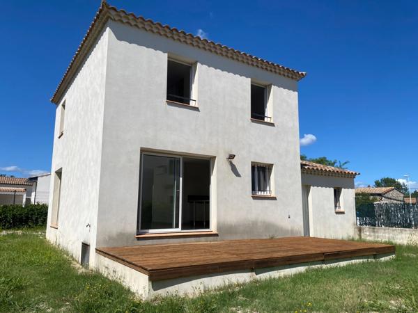 Maison récente 86m2 avec jardin et garage à vendre 4 pièces SAINT GENIES DE MALGOIRES (30)