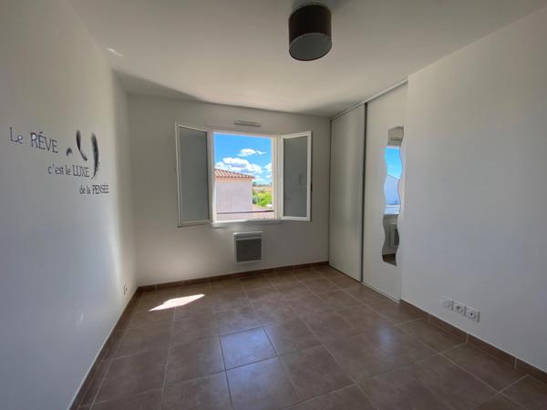 Maison récente 86m2 avec jardin et garage à vendre 4 pièces SAINT GENIES DE MALGOIRES (30)