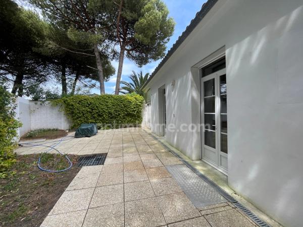 Maison dans la pinède de 5 pièces avec possibilités LE BOIS PLAGE EN RE 17580