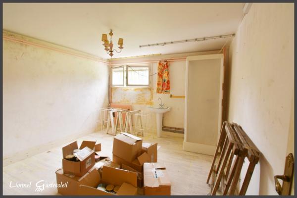 Maison à vendre 9 pièces d’environ 188 m² 7 chambres à Port-Sainte-Foy-et-Ponchapt (24)