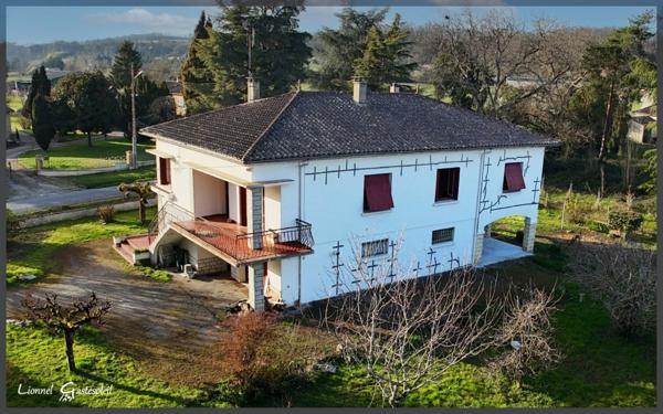 Maison à vendre 9 pièces d’environ 188 m² 7 chambres à Port-Sainte-Foy-et-Ponchapt (24)