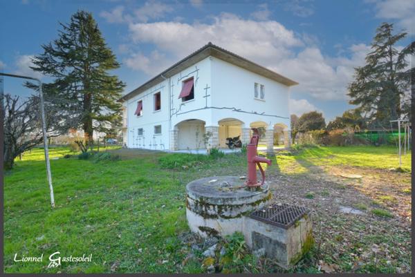 Maison à vendre 9 pièces d’environ 188 m² 7 chambres à Port-Sainte-Foy-et-Ponchapt (24)