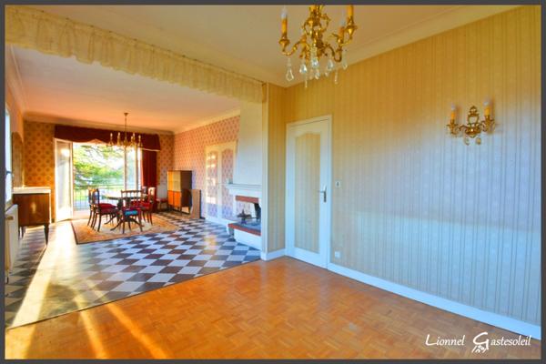 Maison à vendre 9 pièces d’environ 188 m² 7 chambres à Port-Sainte-Foy-et-Ponchapt (24)