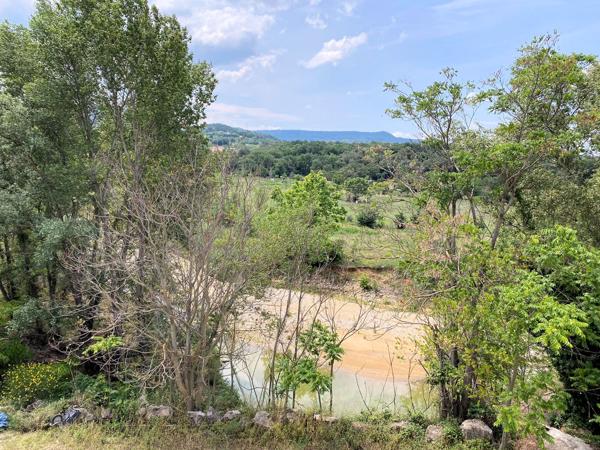 Apt (84400) Immeuble de rapport à Apt