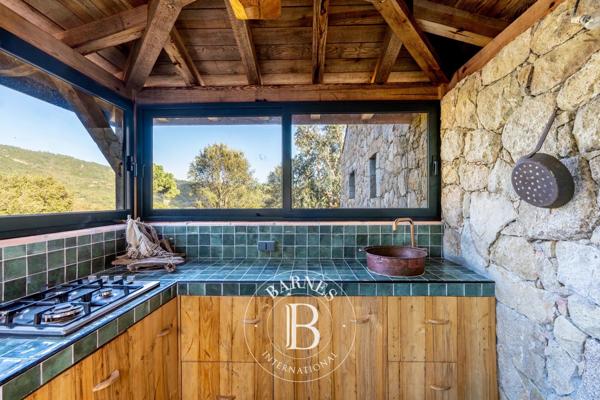 Sainte-Lucie-de-Porto-Vecchio, Villa 6 Chambres -  180 m² à vendre
