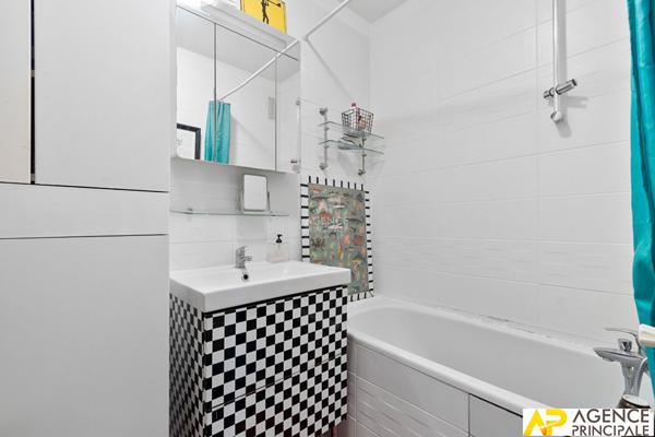 Appartement Maisons Laffitte 5 pièce(s)69 m2 - ascenseur - dernier étage €398 000 ** - Référence 4505