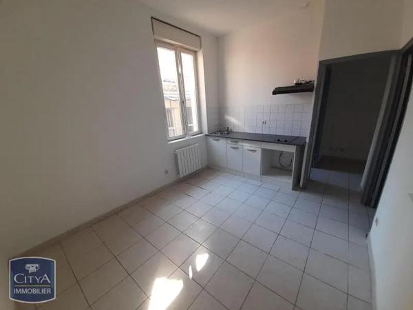 Appartement à louer 1 pièce 30.56m² Nîmes (30000)