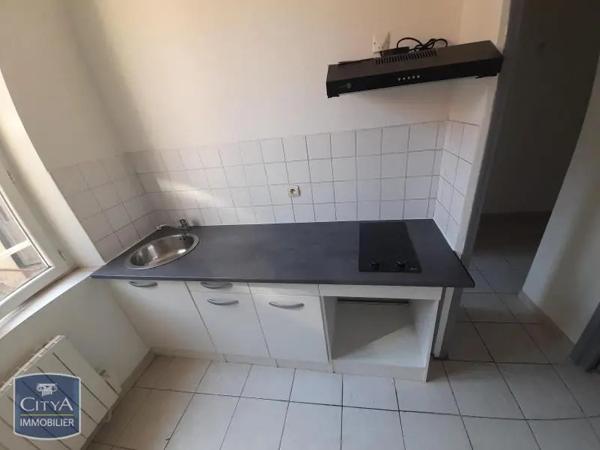 Appartement à louer 1 pièce 30.56m² Nîmes (30000)