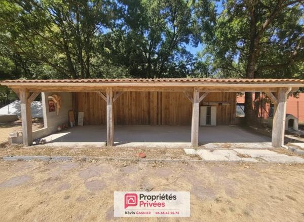 GARAT (16410) : Terrain constructible de 1200m2 + carport