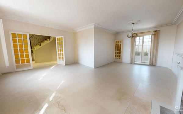 Maison à vendre    5 pièces • 149 m2 Carquefou