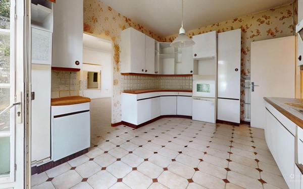 Maison à vendre    5 pièces • 149 m2 Carquefou