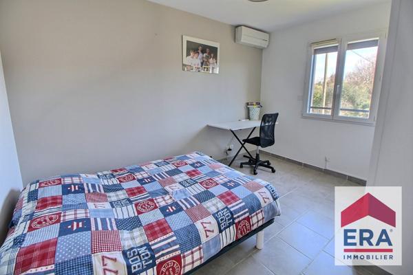 Maison à vendre à Orange - 5 chambres, piscine, calme et confort