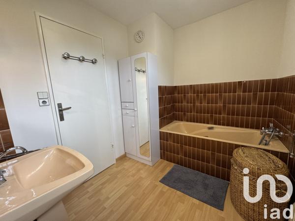 Maison à vendre 6 pièces 96 m² Saint-Cyr-sur-Loire