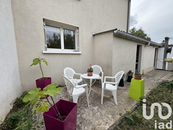 Maison à vendre 6 pièces 96 m² Saint-Cyr-sur-Loire