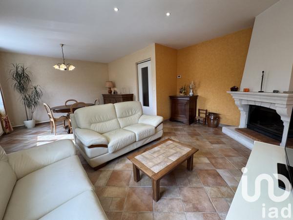 Maison à vendre 6 pièces 96 m² Saint-Cyr-sur-Loire